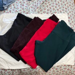Bundle of 4 size small MPG leggings